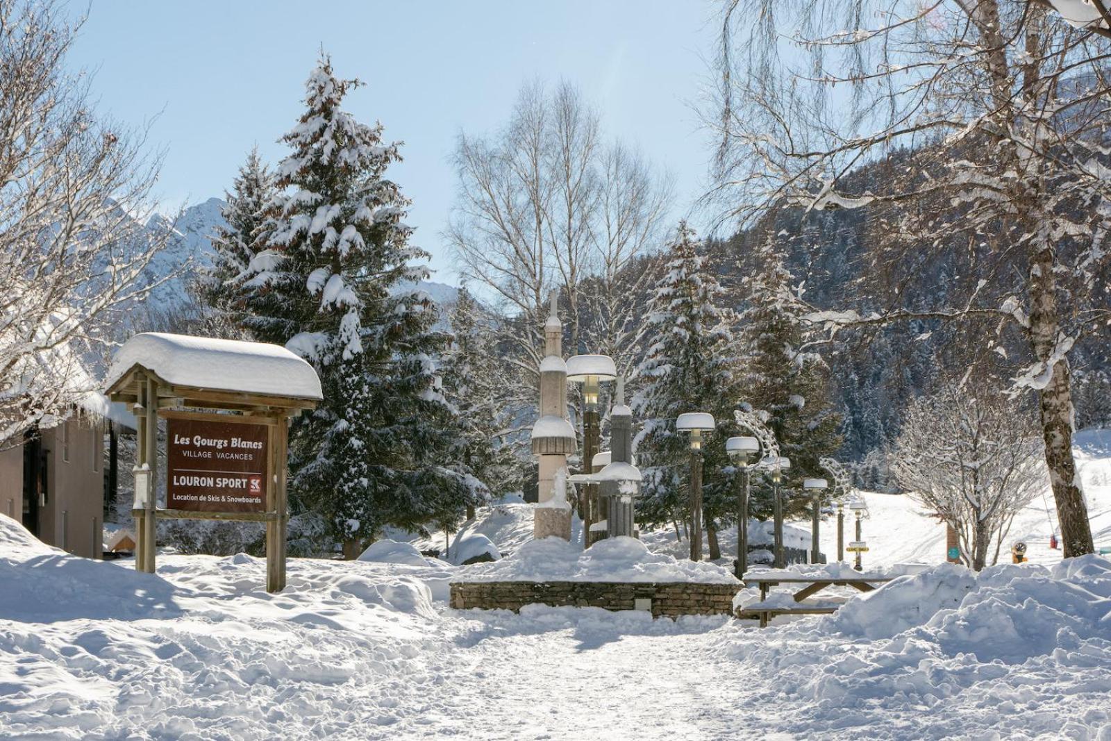 Les Gourgs Blancs - 80M Des Pistes - 6 Personnes Génos Exterior foto